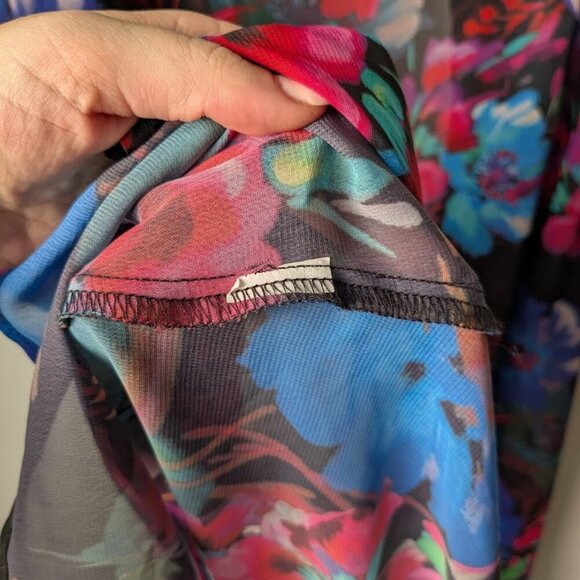 Floral Tunic Blouse High Low Button Front - Floral Sheer Size M - Picture 4 of 5